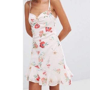 🌸 NWT Floral Printed Cami Dress Size M🪷